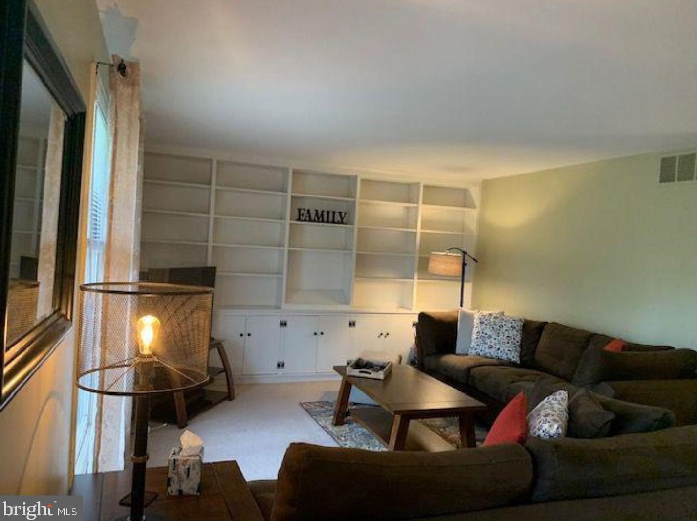 340 E 3rd St, Moorestown, NJ 08057