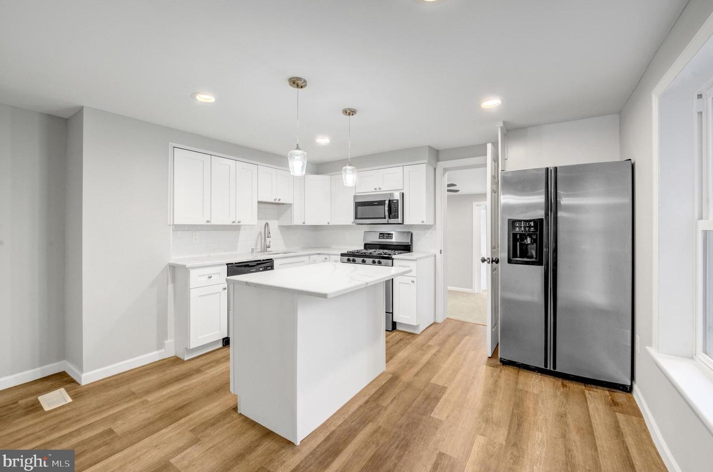 58 2nd St, Chesterfield NJ  08505-1333 exterior