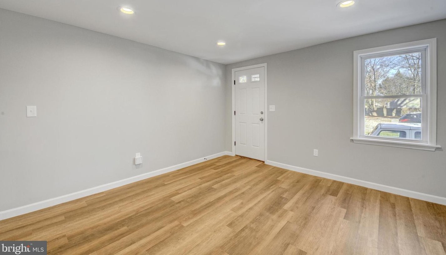 58 2nd St, Chesterfield NJ  08505-1333 exterior