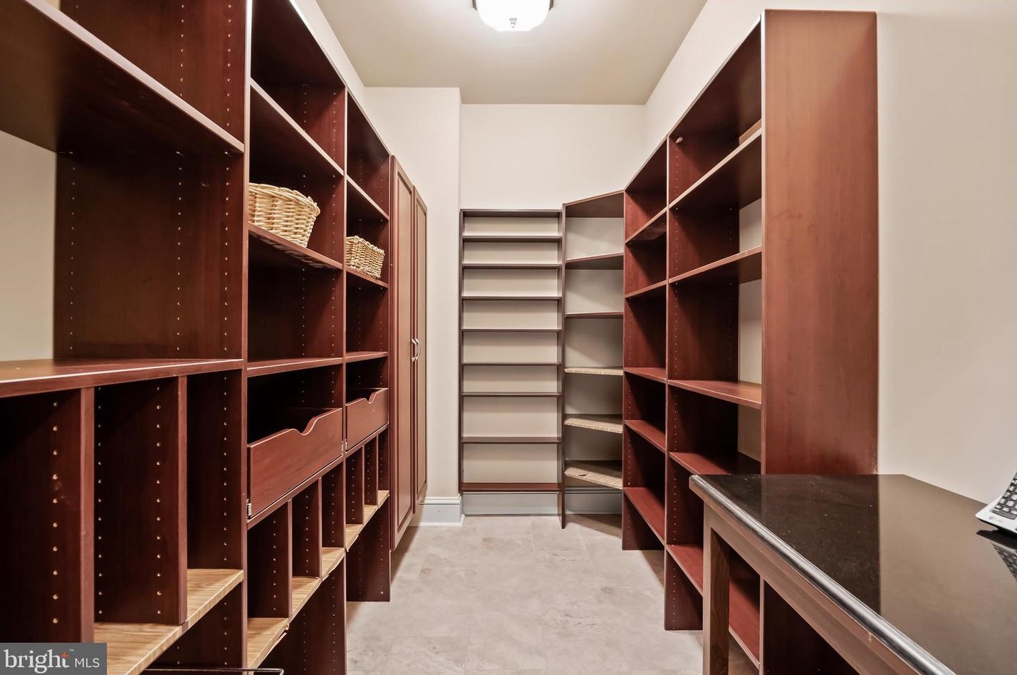 44 Landing Ct, Moorestown NJ  08057-3951 exterior