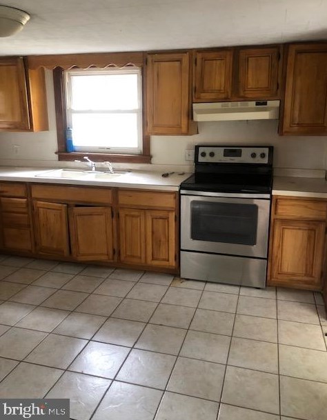 2 Hogback Rd, Trenton, NJ 08620