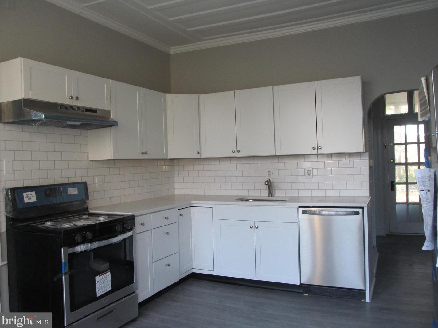 101 Main St #1r, Riverton, NJ 08077