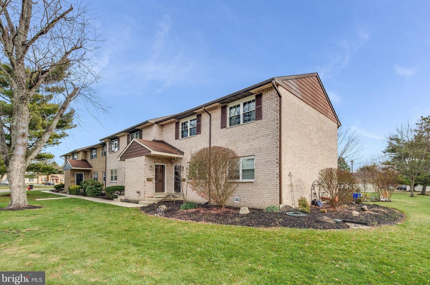 107 Eaves Mill Rd, Medford, NJ 08055