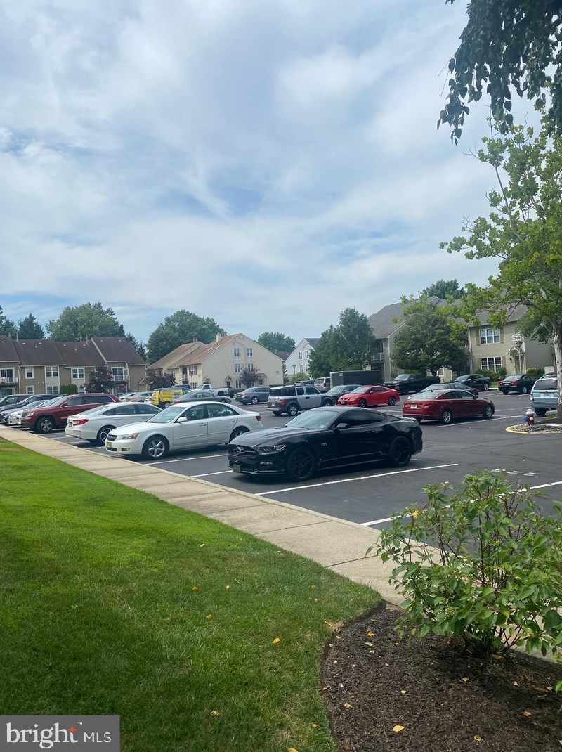 2701 Heatherstone Ct, Mount Laurel NJ  08054-1880 exterior