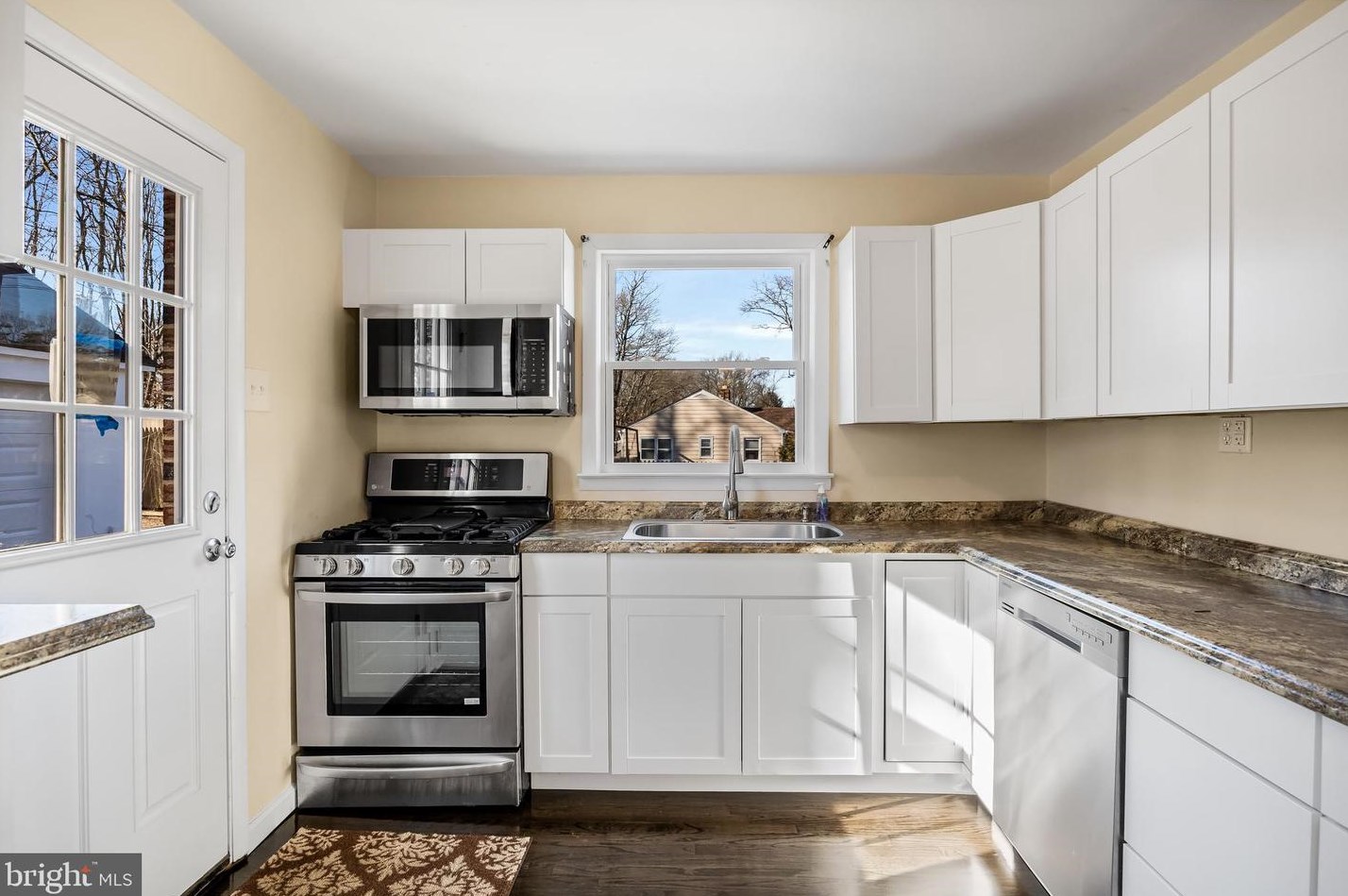 267 Creek Rd, Mount Laurel NJ  08054-2102 exterior