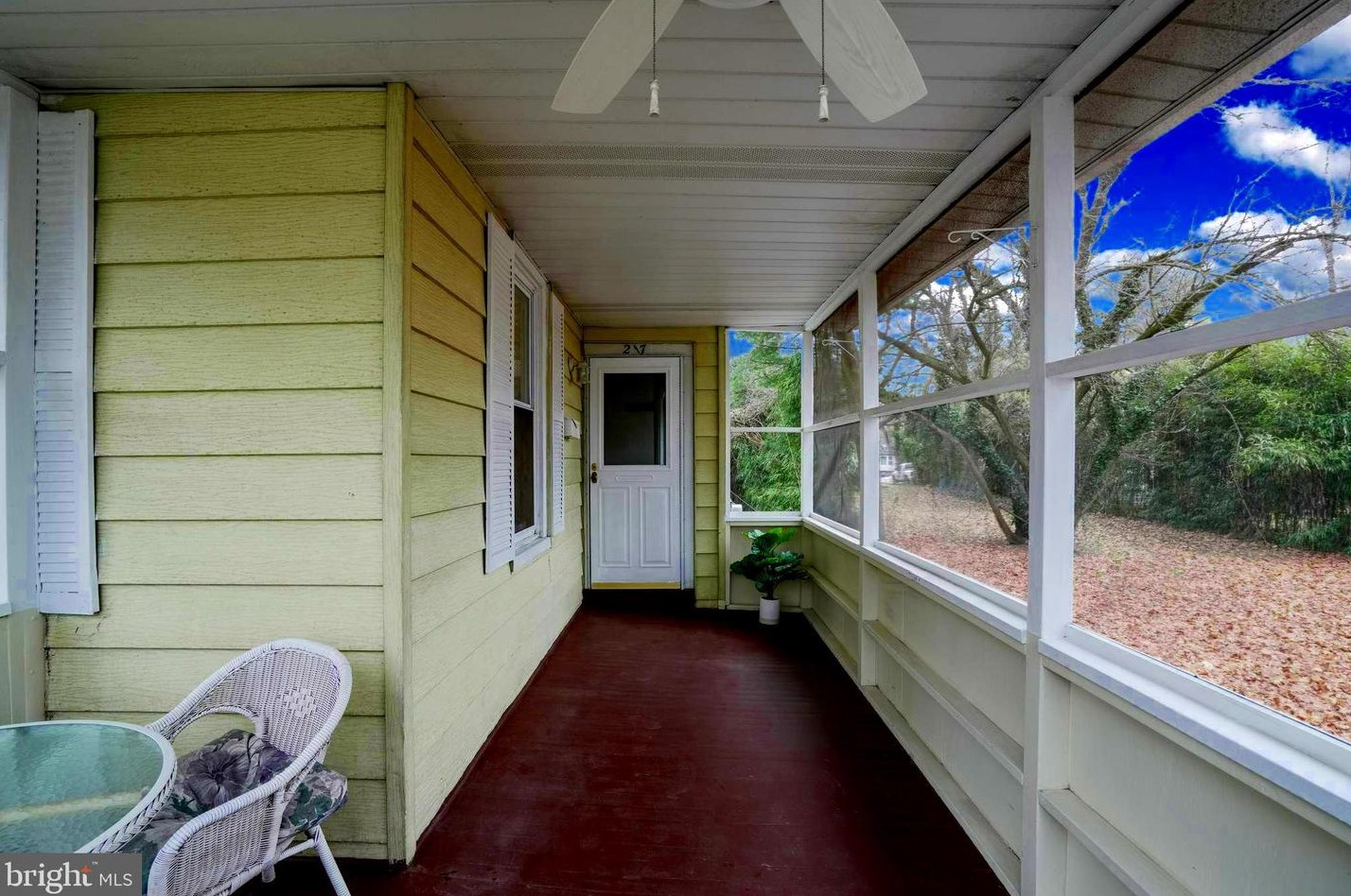 217 Cinnaminson St, Riverton, NJ 08077
