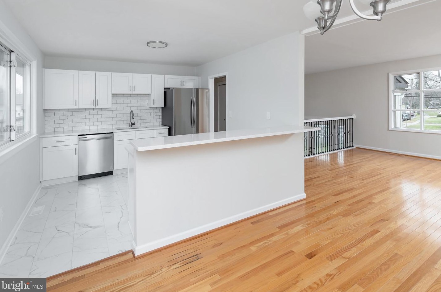152 Glenbrook Dr, Mount Laurel NJ  08054-1046 exterior