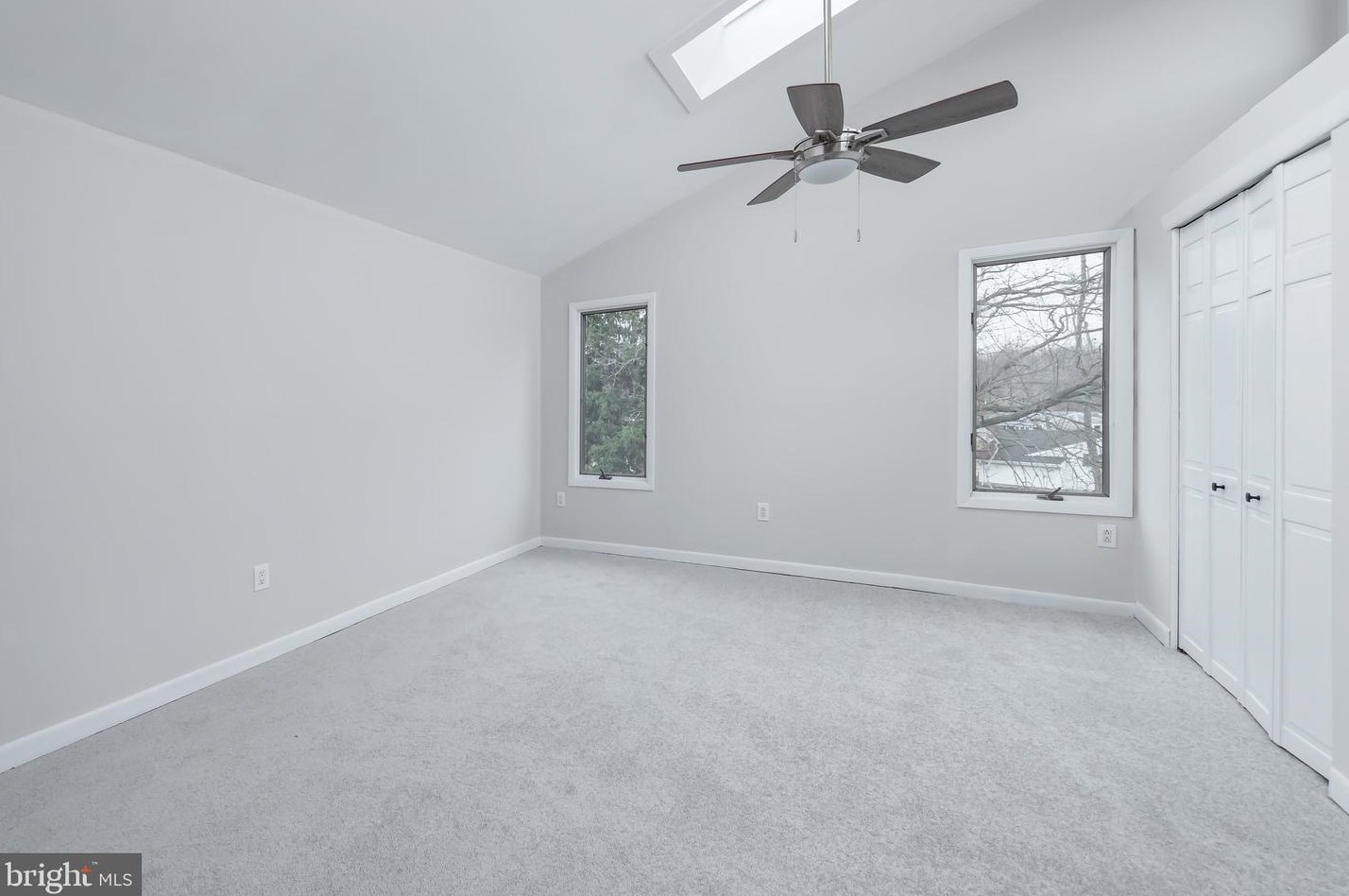 152 Glenbrook Dr, Mount Laurel NJ  08054-1046 exterior