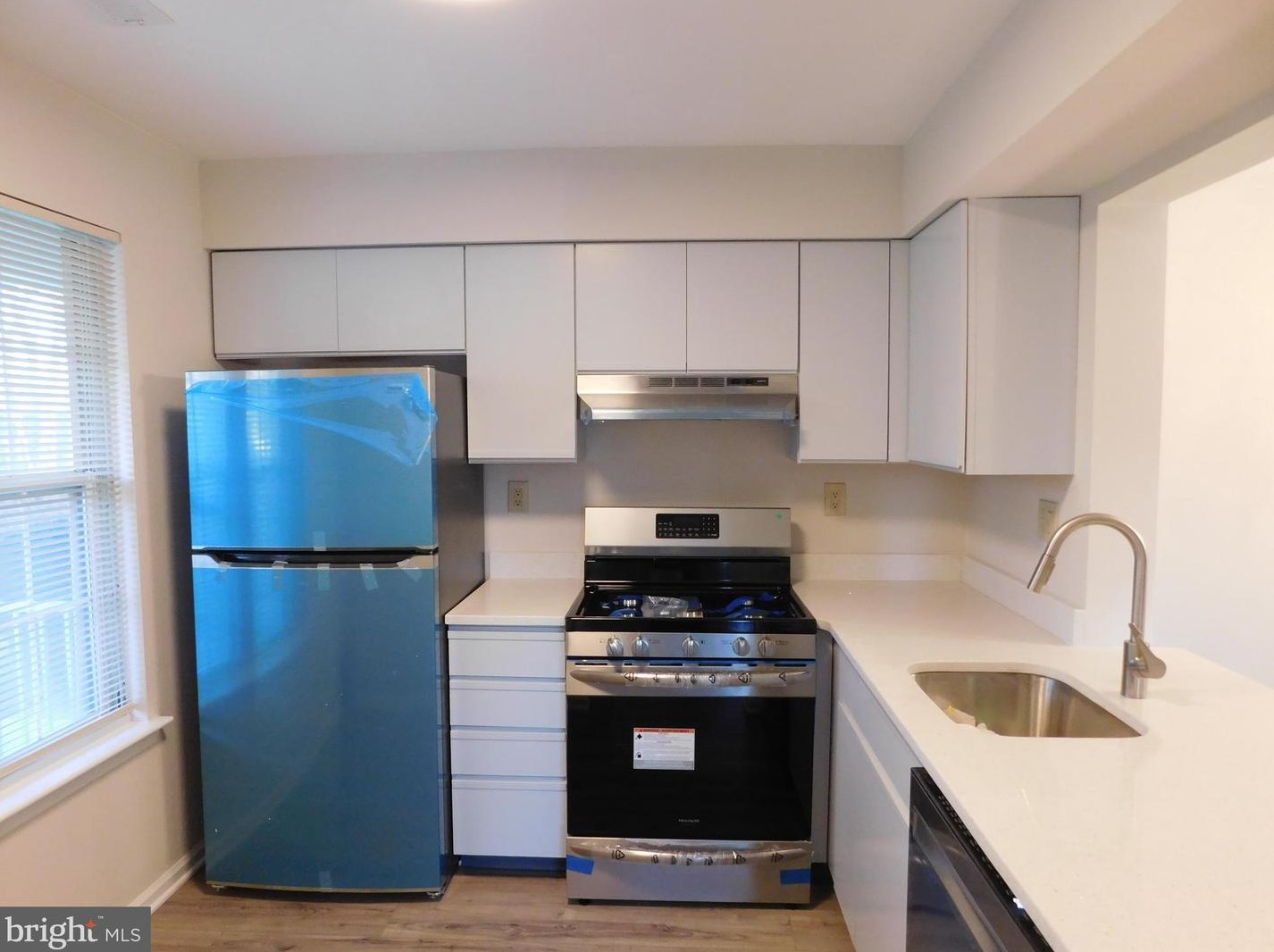 601 Trescott Pl, Mount Laurel, NJ 08054-6246