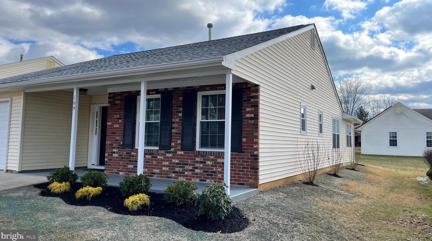109 Carriage Hill Ct, Columbus, NJ 08022