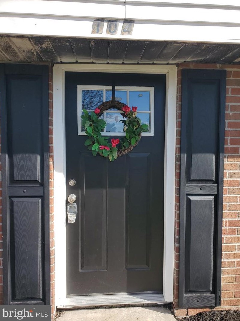 104 Pheasant Ln, Willingboro, NJ 08046