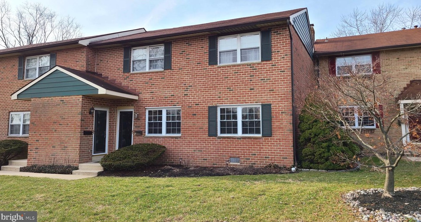 102 Eaves Mill Rd, Medford, NJ 08055