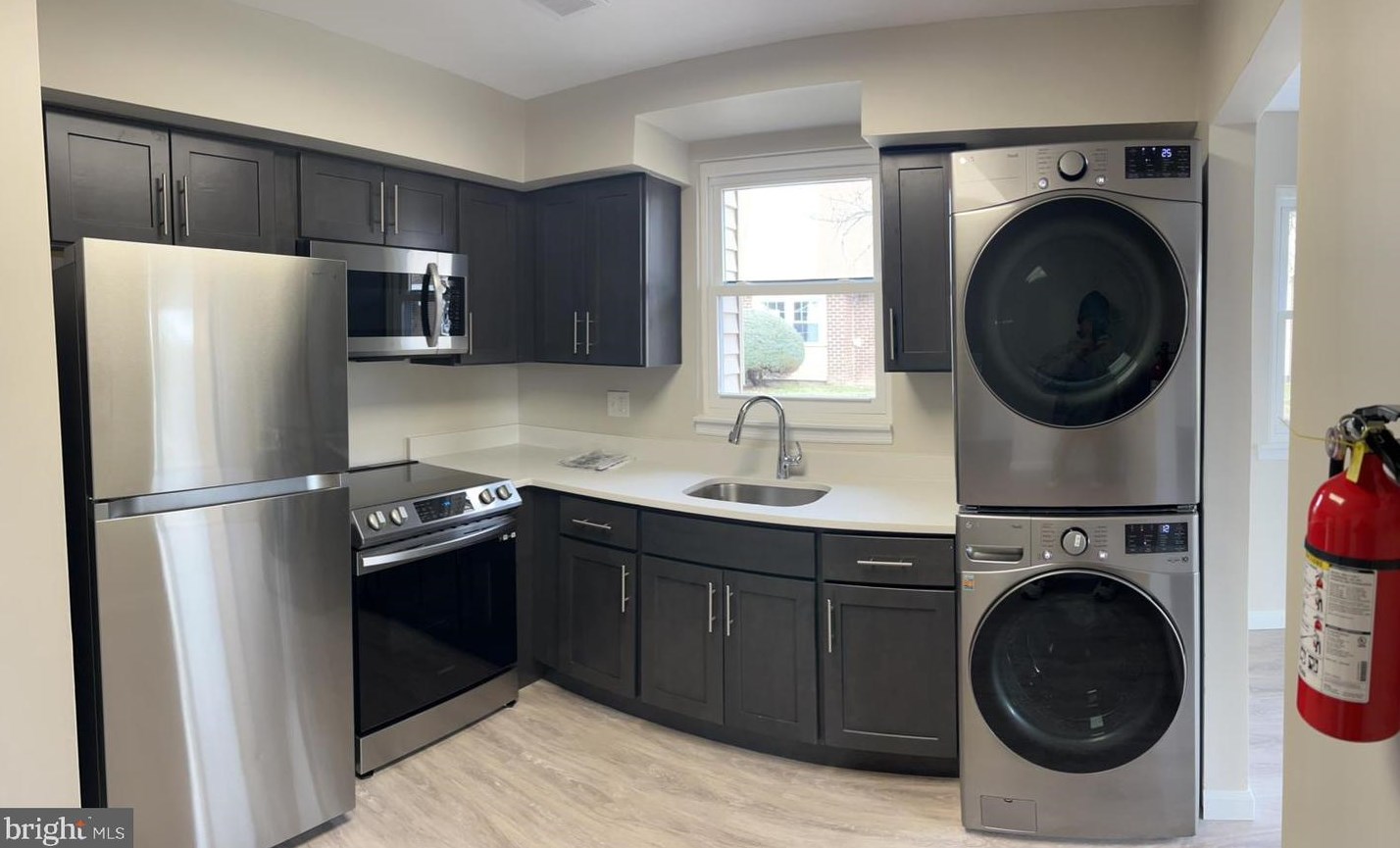 16 Florence Tollgate Pl, Florence, NJ 08518