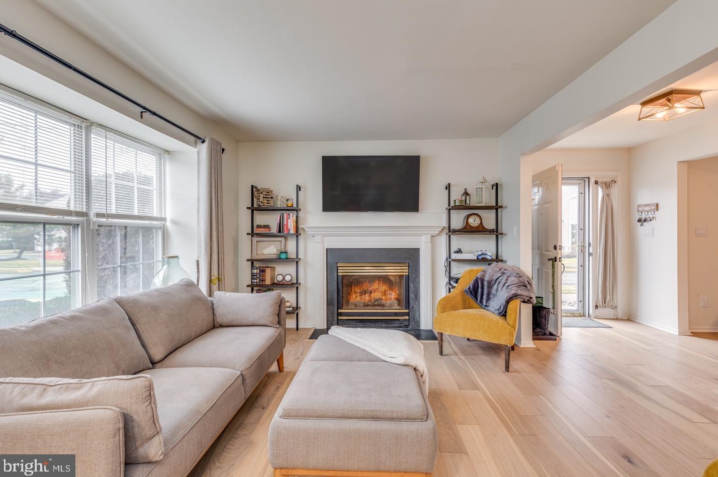 2001 Saxony Dr, Mount Laurel NJ  08054-6804 exterior