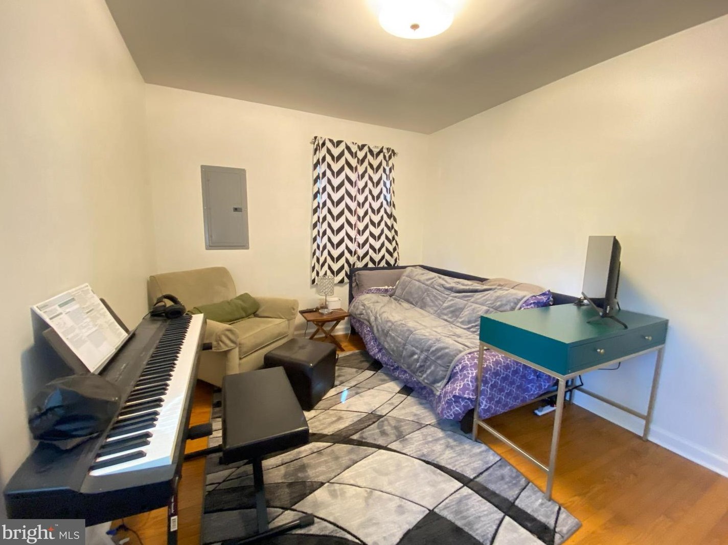 302 Washington Ave, Moorestown NJ 08057-2408 exterior