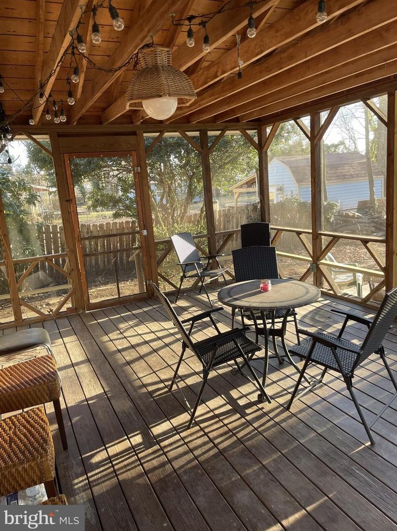 302 Washington Ave, Moorestown NJ 08057-2408 exterior