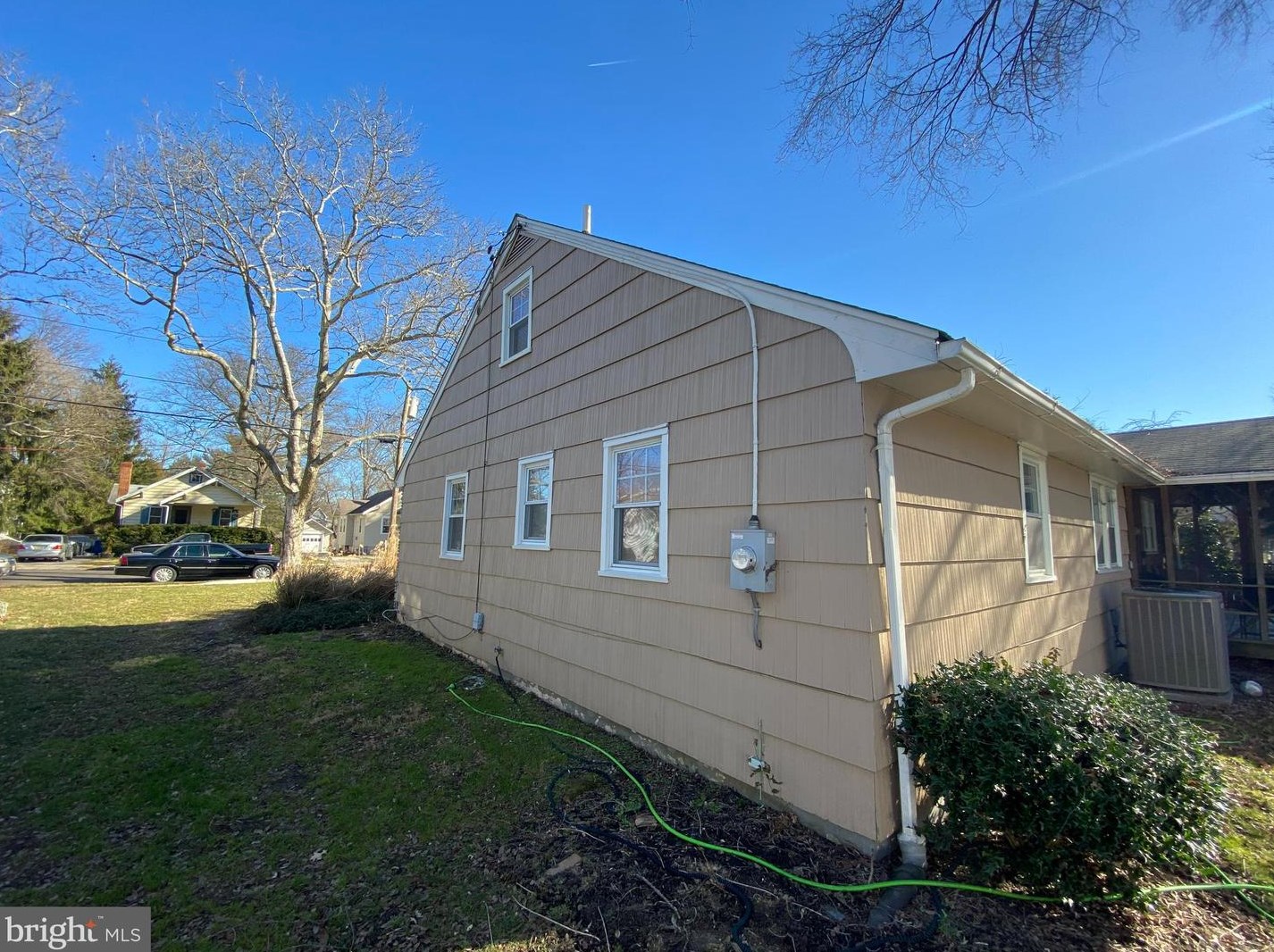 302 Washington Ave, Moorestown NJ 08057-2408 exterior