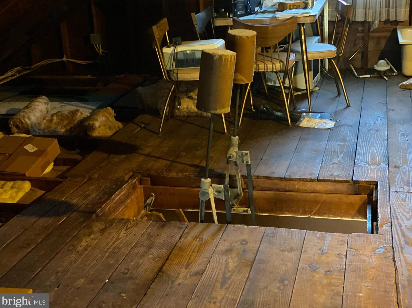 302 Washington Ave, Moorestown NJ 08057-2408 exterior