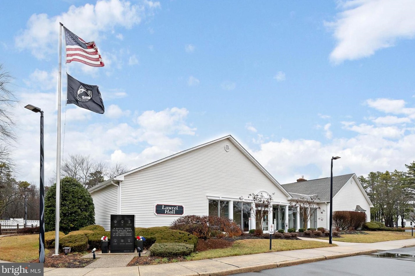 898 Westminster Dr, Southampton NJ  08088-1038 exterior
