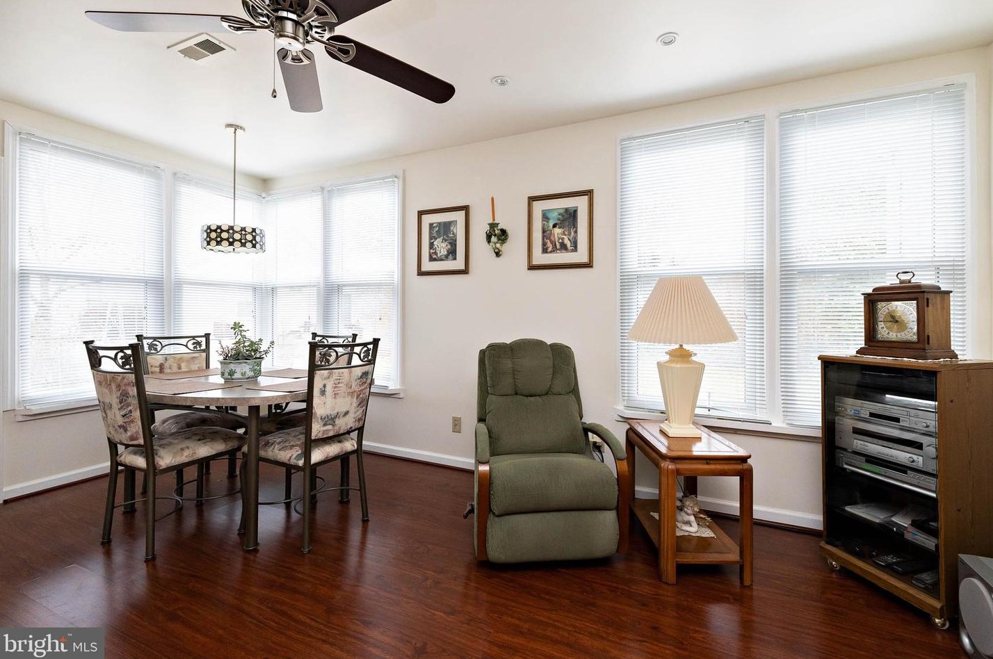 898 Westminster Dr, Southampton NJ  08088-1038 exterior