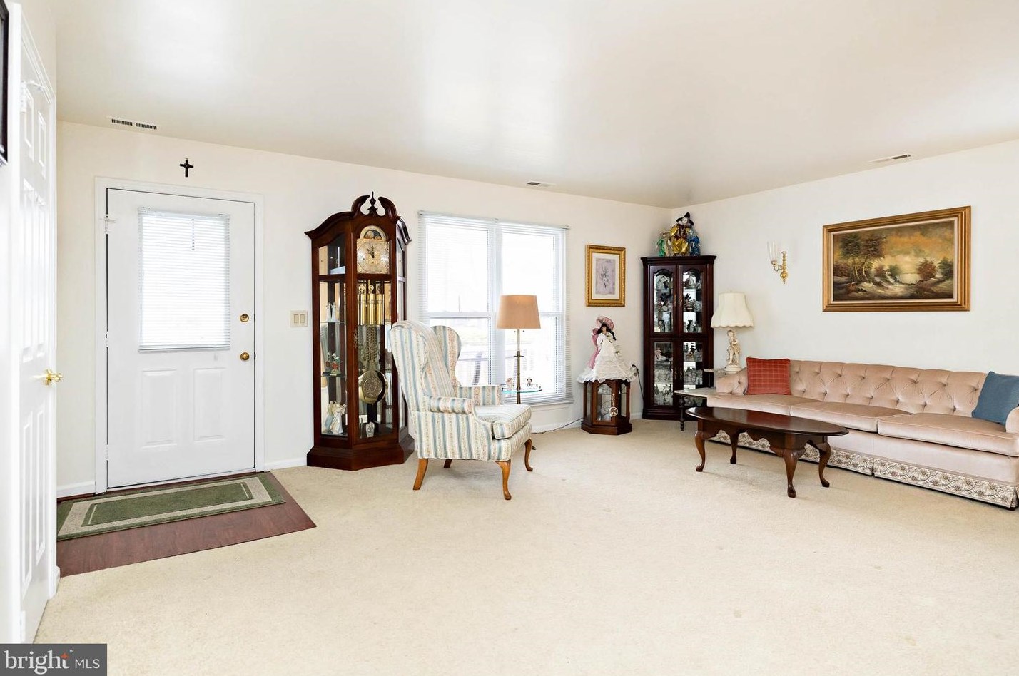 898 Westminster Dr, Southampton NJ  08088-1038 exterior