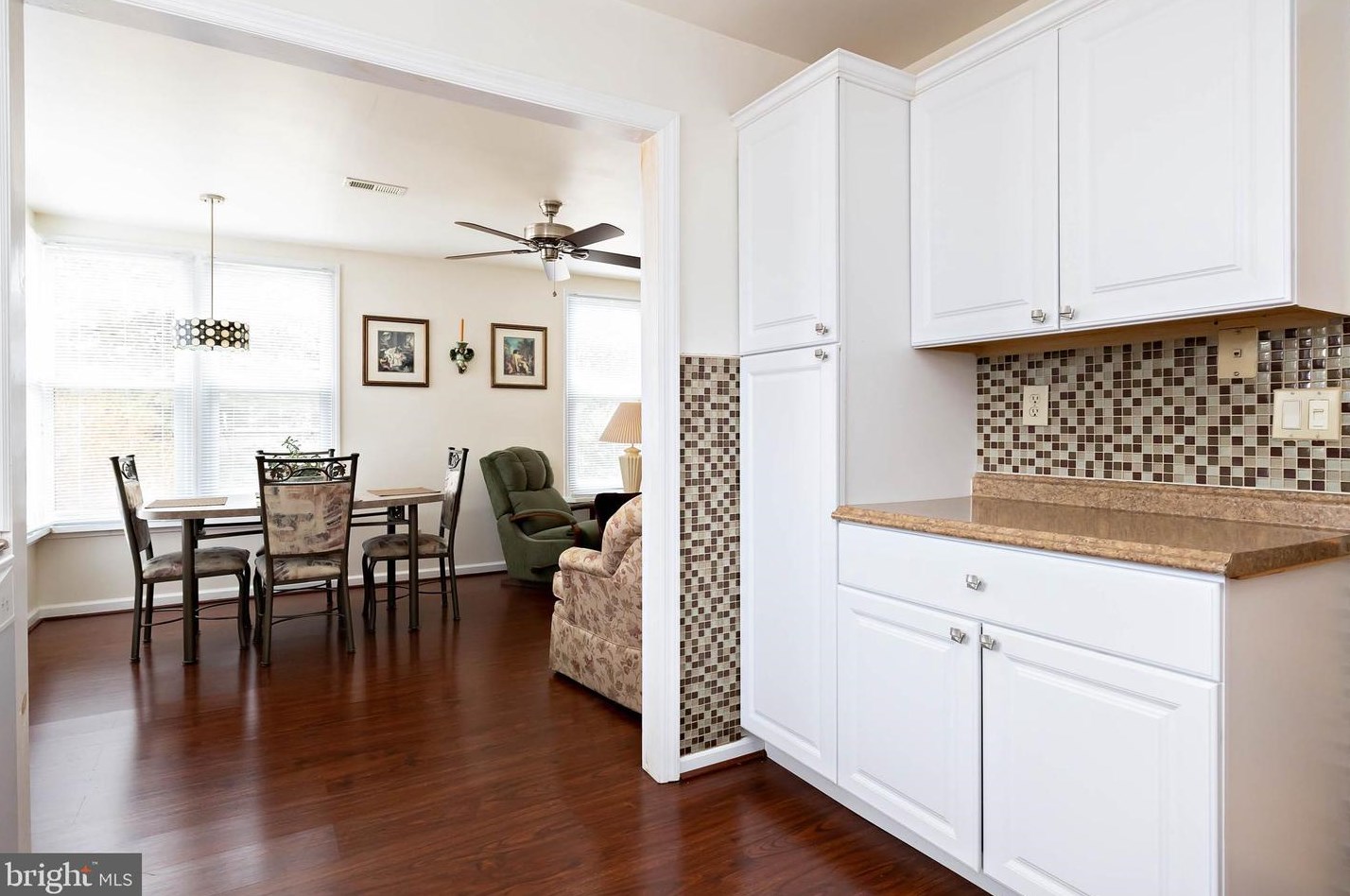 898 Westminster Dr, Southampton NJ  08088-1038 exterior