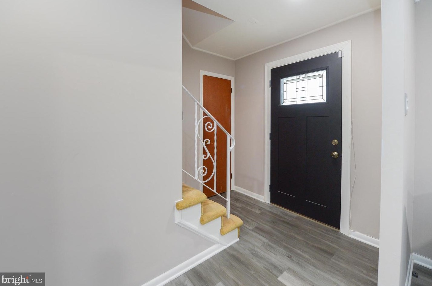 326 N Arthur Dr, Beverly, NJ 08010
