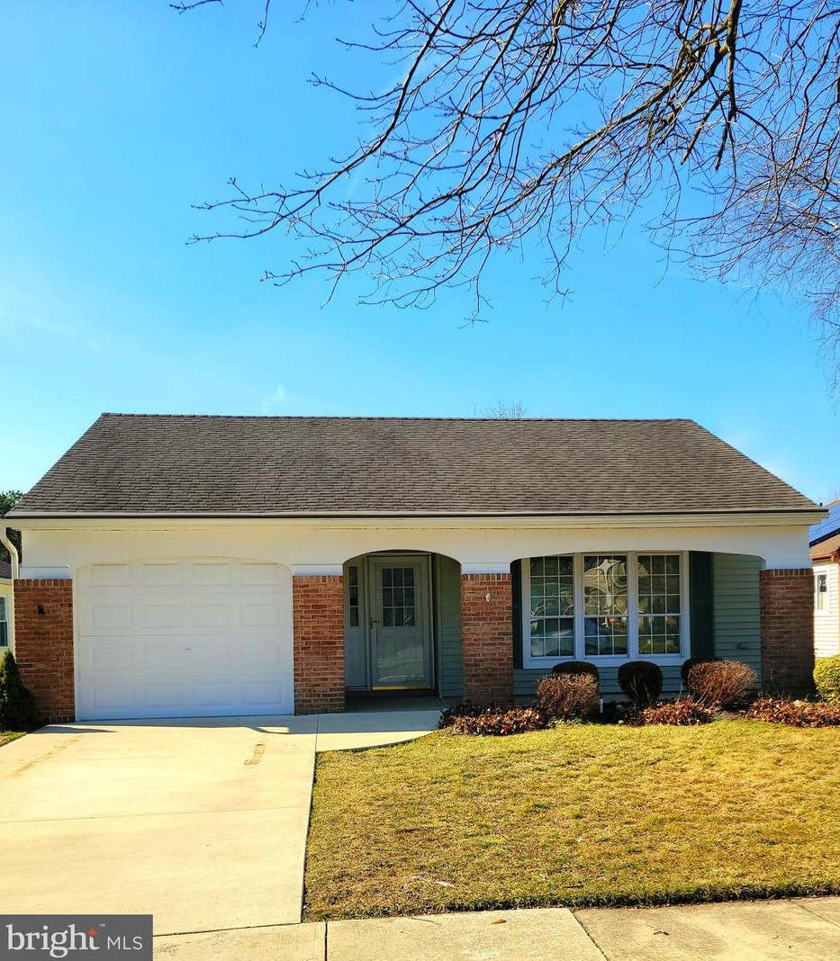 9 Cotherstone Dr, Southampton, NJ 08088-1001