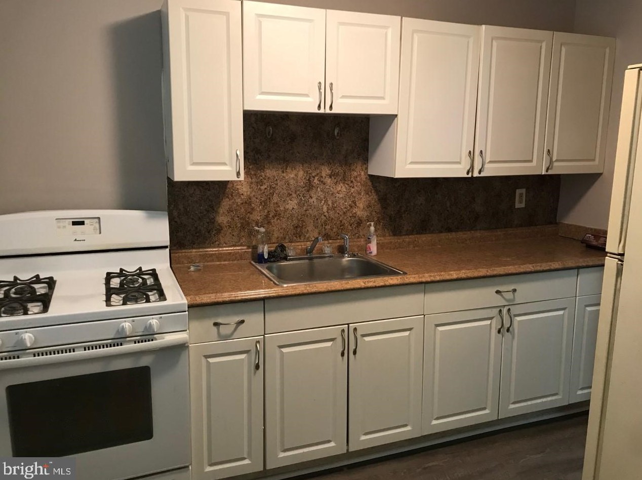 145 Lemmon Ave, Pemberton, NJ 08068
