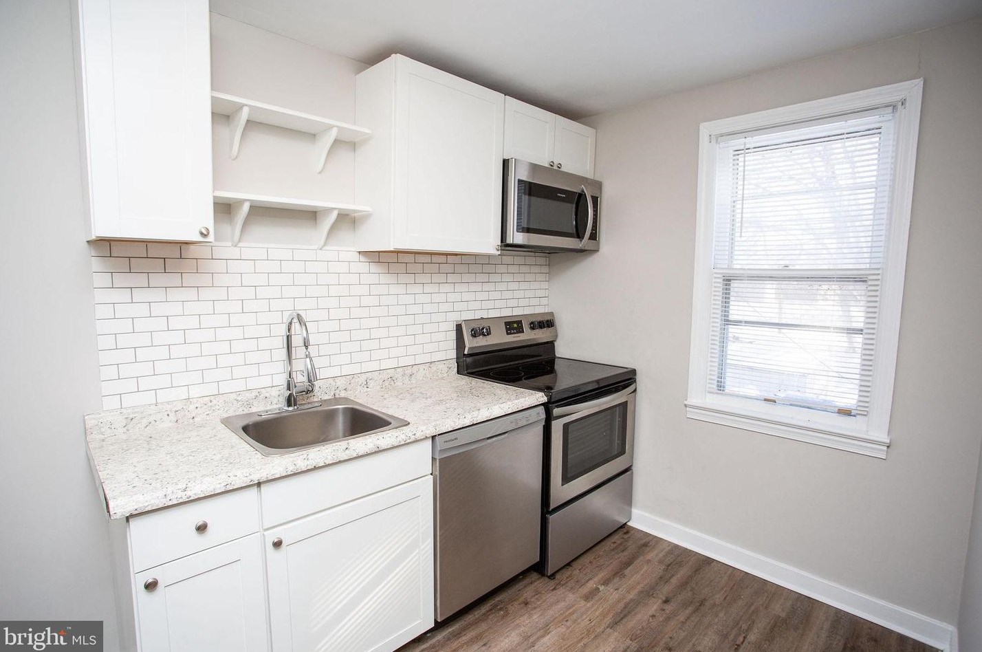 96 Budd Ave, Pemberton, NJ 08068