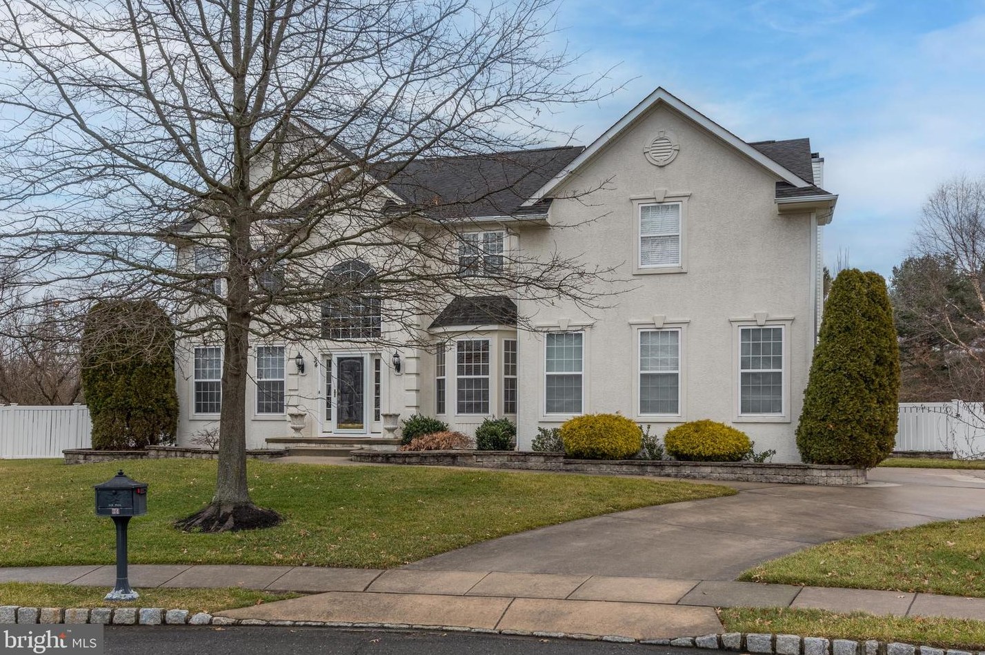 34 Tara Dr, Mount Laurel, NJ 08054-9589