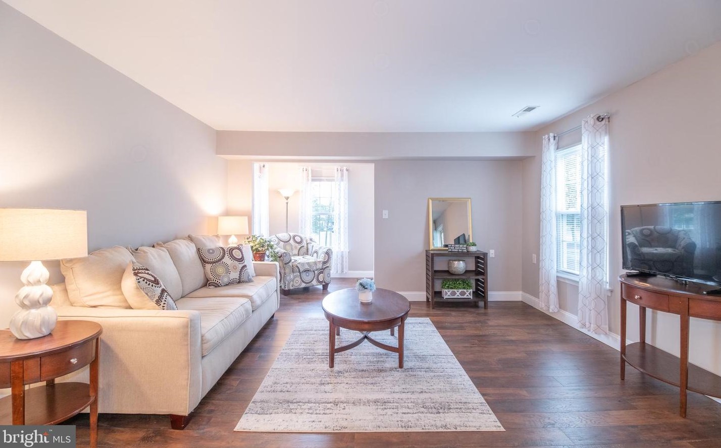 12 Village Ct, Mount Laurel NJ  08054-3002 exterior