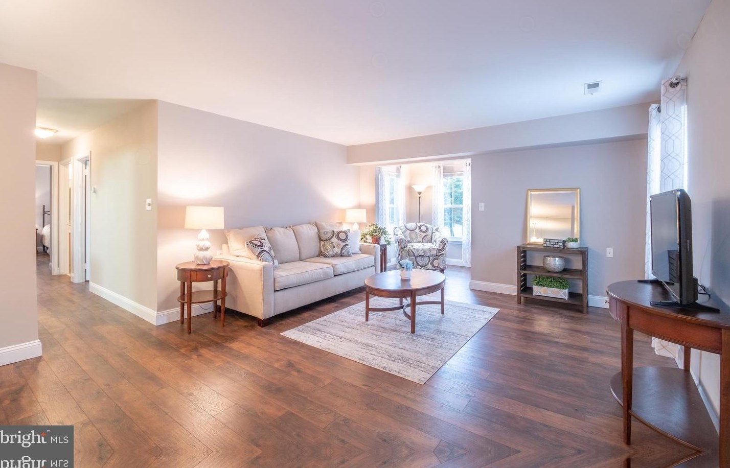 12 Village Ct, Mount Laurel, NJ 08054-3002