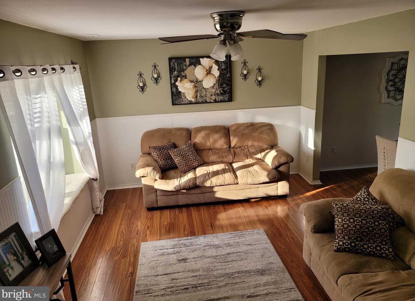 154 Stratton Ln, Mount Laurel, NJ 08054