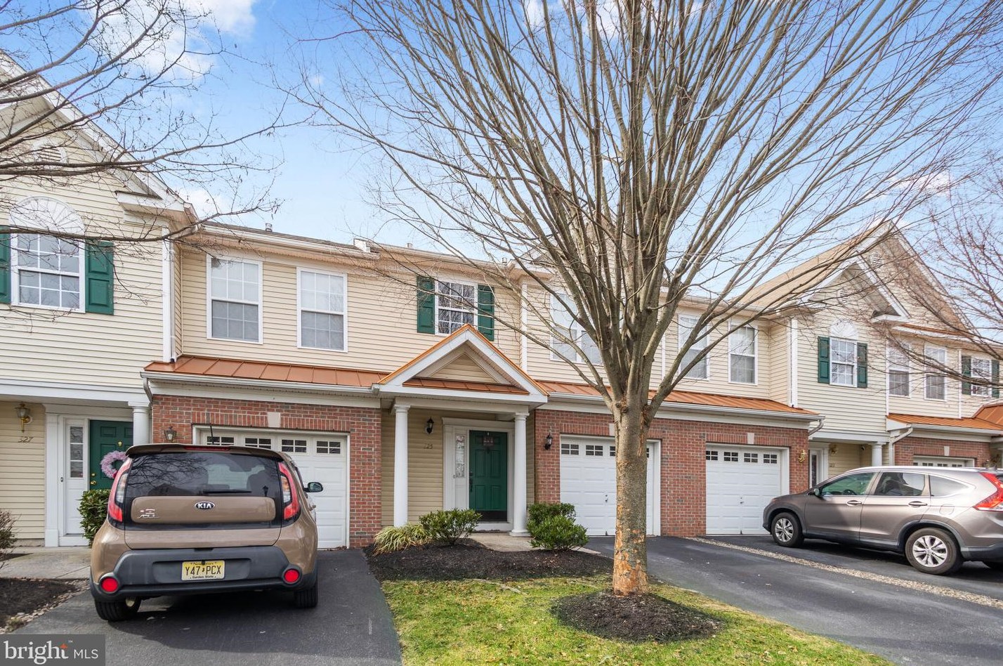 325 Lisa Way, Riverton, NJ 08077