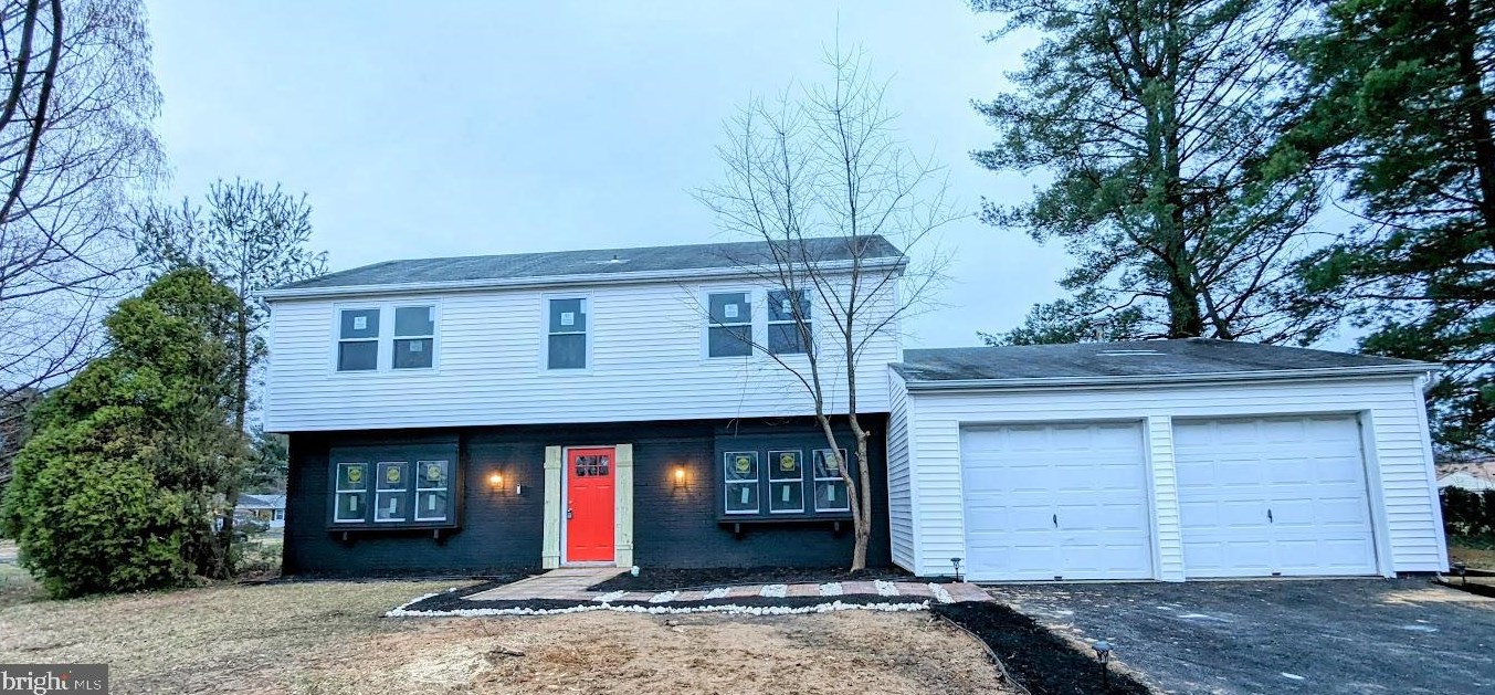 29 Elmwood Ln, Willingboro, NJ 08046