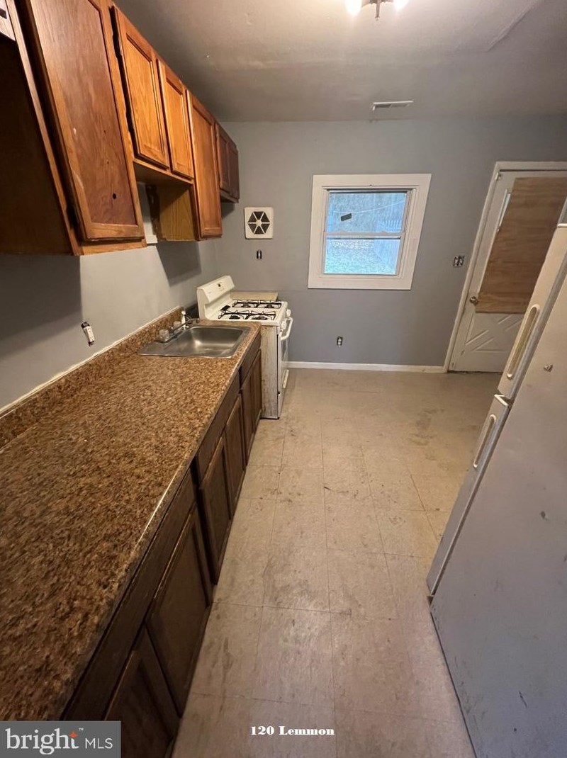 120 Lemmon Ave, Pemberton NJ  08068-1510 exterior
