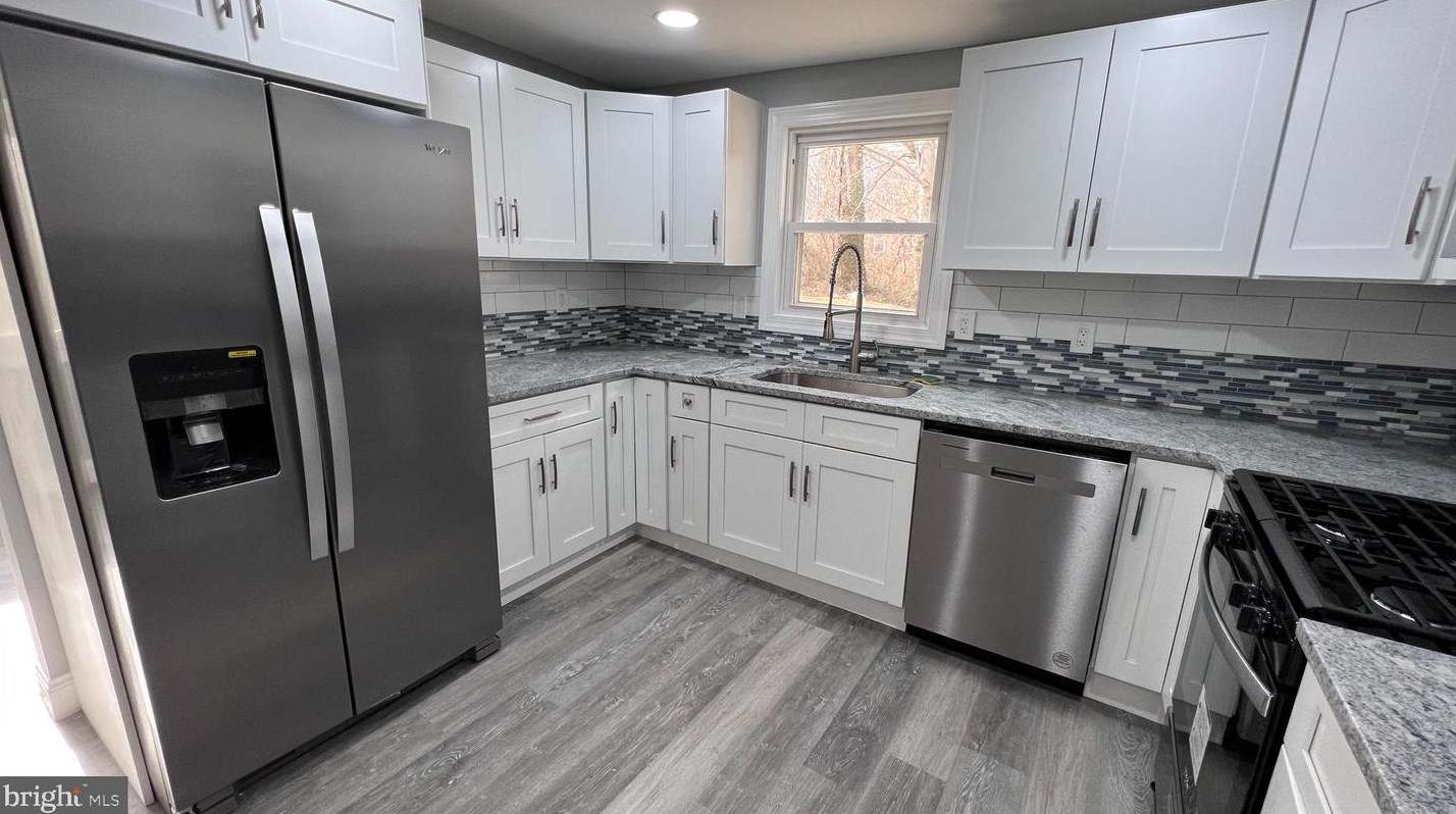 301 Ellisdale Rd, Chesterfield NJ  08515-9659 exterior