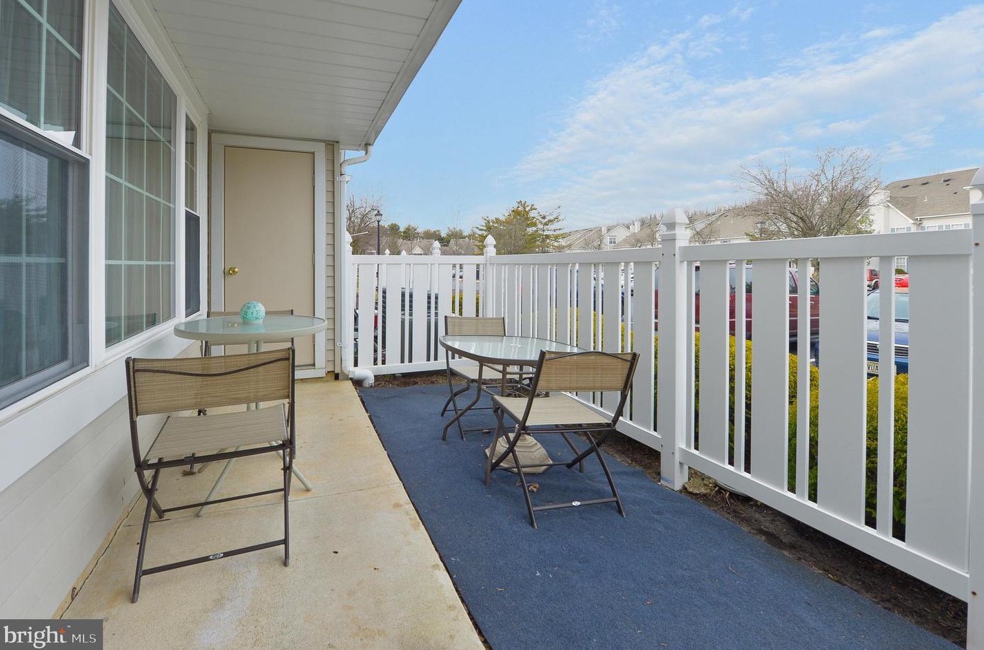 302 Oswego Ct, Mount Laurel, NJ 08054-5279