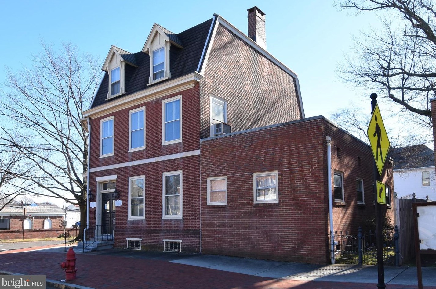 34 Broad St, Burlington, NJ 08016-4571