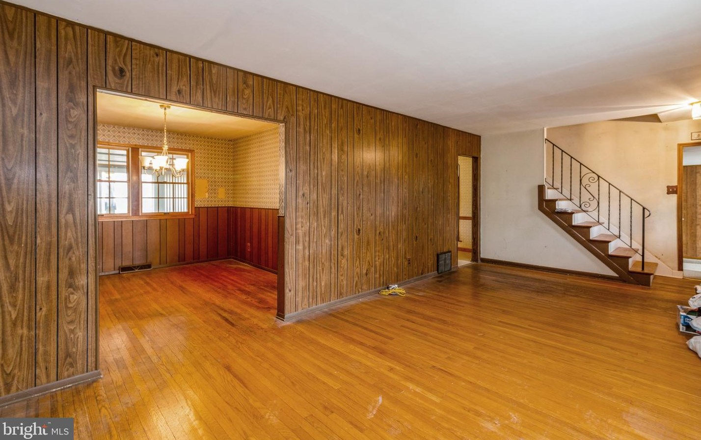 303 Wilson Ave, Beverly, NJ 08010