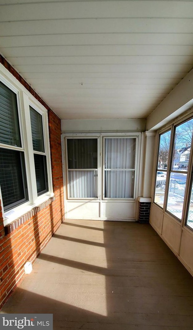 73 Main St, Roebling, NJ 08554