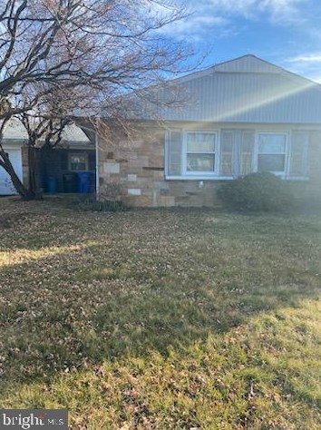 26 Garrett Ln, Willingboro, NJ 08046