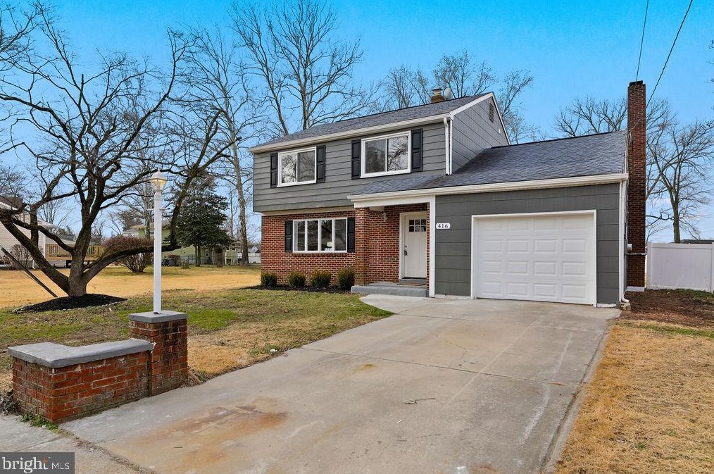 416 S Arthur Dr, Beverly, NJ 08010