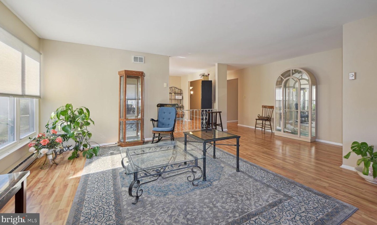 146 Buckingham Dr, Southampton, NJ 08088-1246