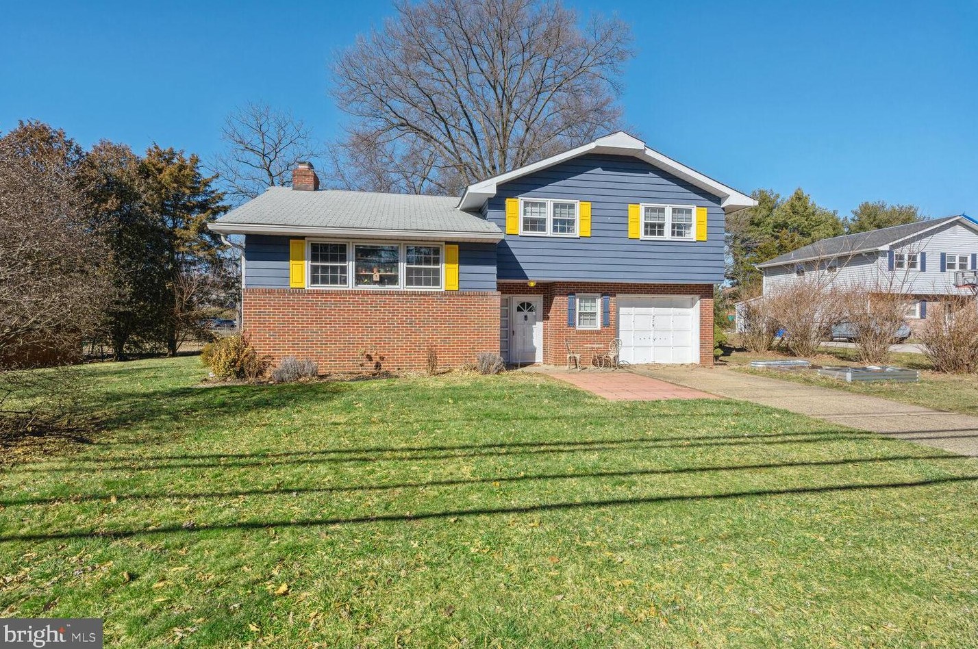 275 Fellowship Rd, Mount Laurel, NJ 08054-1228
