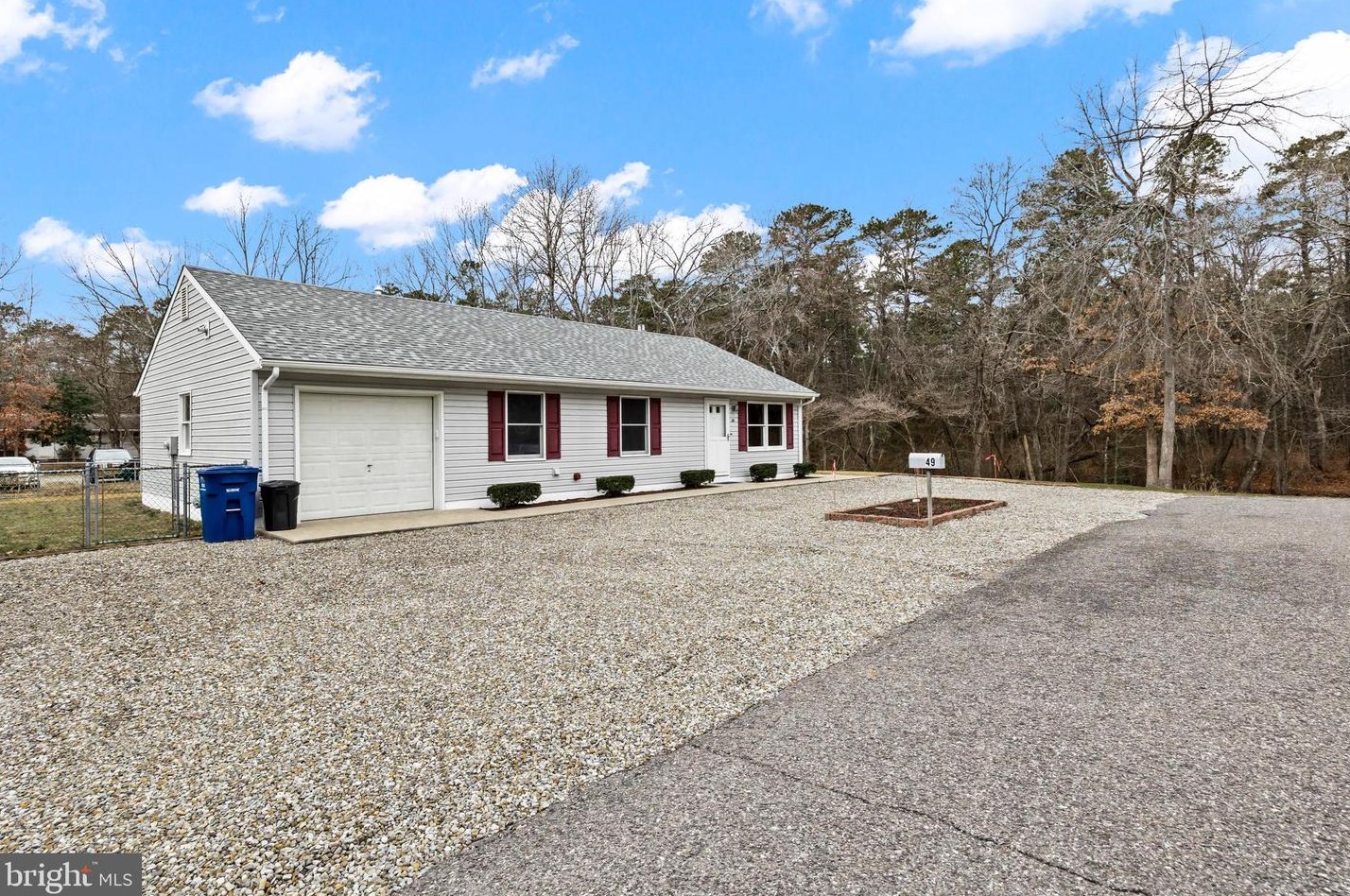 49 Alyssum St, Browns Mills, NJ 08015
