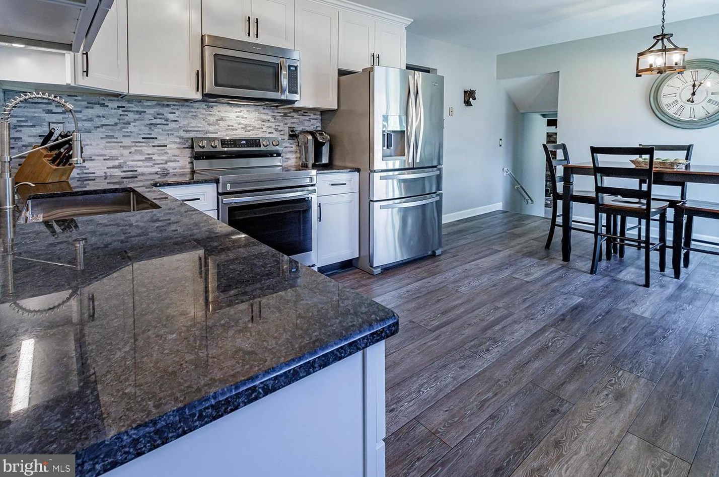 6 Brotherton Rd, Southampton NJ  08088-8535 exterior