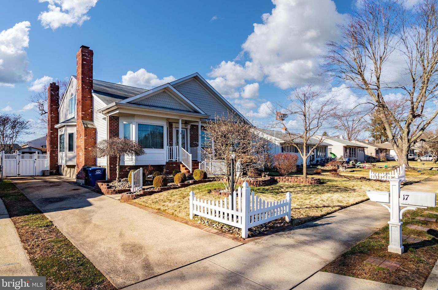 17 Yorktown Rd, Chesterfield, NJ 08505-2414
