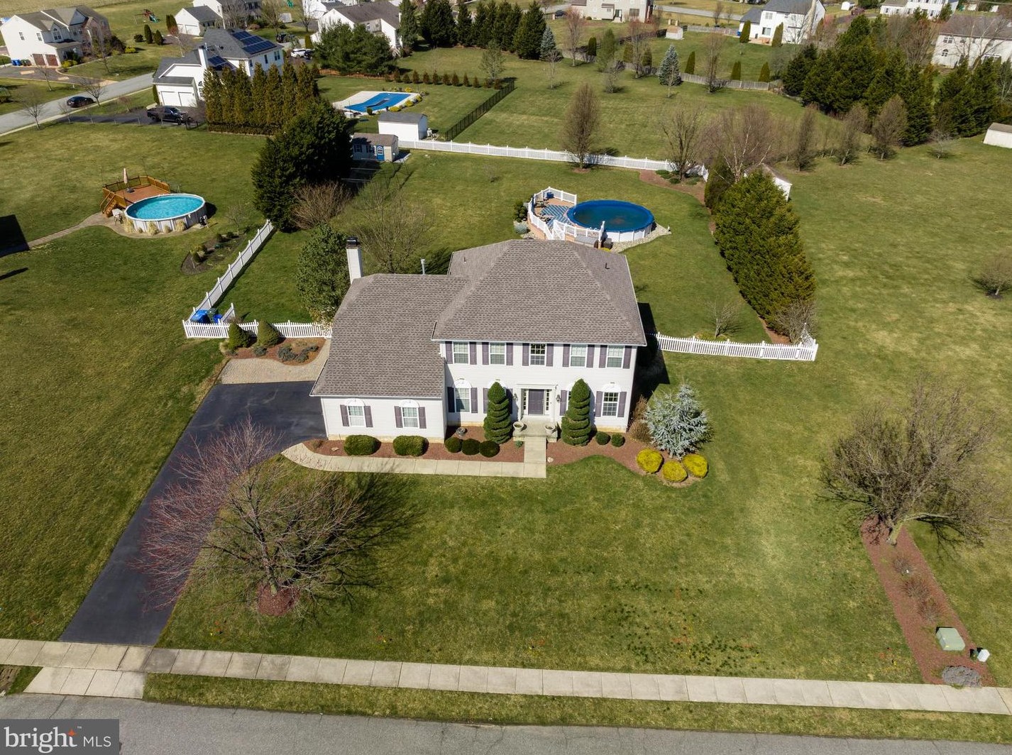 19 Livingston Ln, Lumberton Township, NJ 08048
